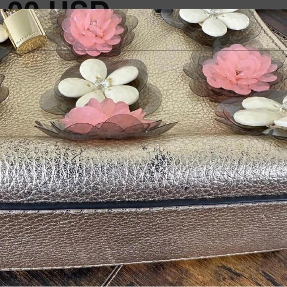 Marc Jacobs Luxury Embellished Gold Metallic Leather Tote Shoulder Bag (MJXX040) - Picture 9 of 15